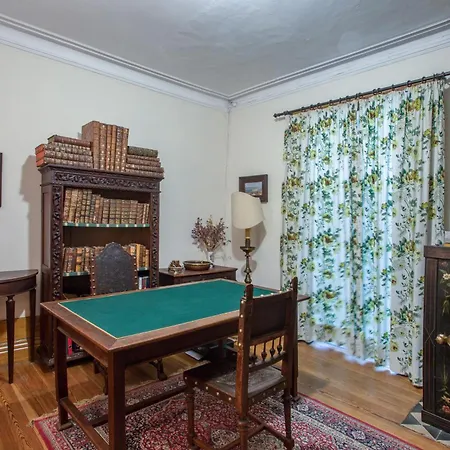 Pensjonat Outeiro Tuias - Manor House