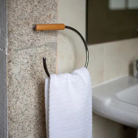 Outeiro Tuias - Manor House Marco de Canavezes