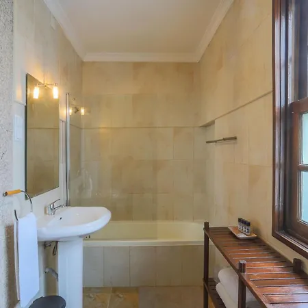 Outeiro Tuias - Manor House Marco de Canavezes