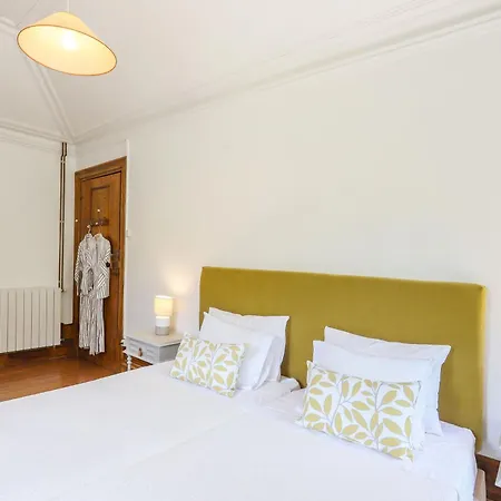 Гостевой дом Outeiro Tuias - Manor House 4*