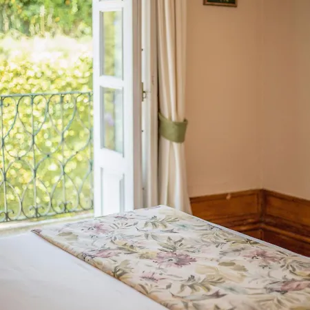 Outeiro Tuías - Manor House