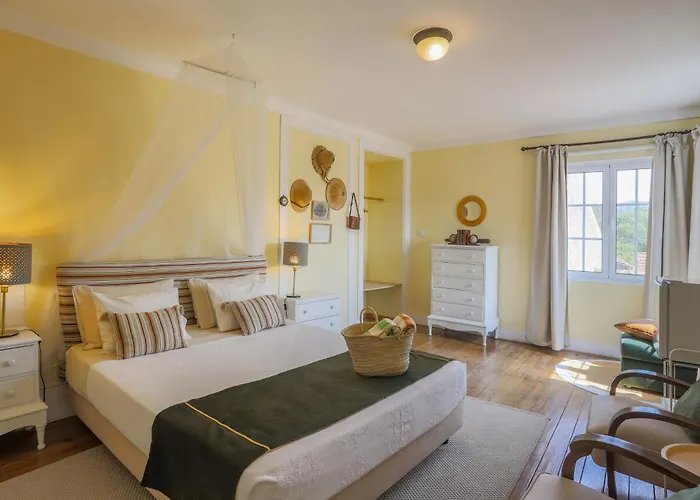 Pensión Outeiro Tuías - Manor House Marco de Canavezes