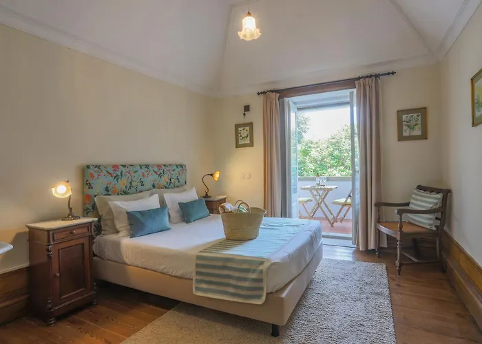 Outeiro Tuías - Manor House Pensión Marco de Canavezes