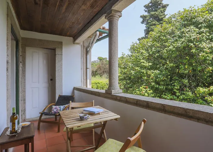 Pensión Outeiro Tuías - Manor House