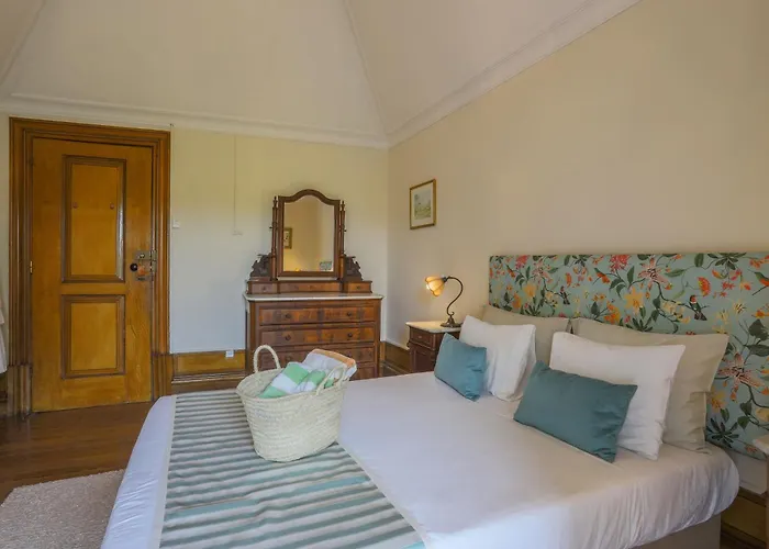 Outeiro Tuías - Manor House Pensión 4*