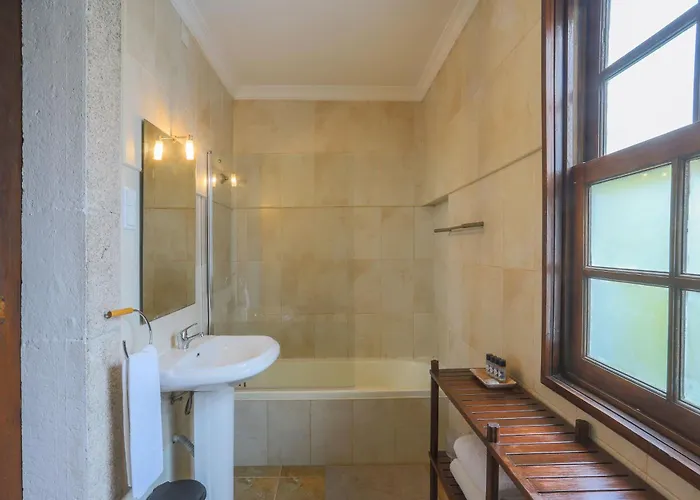 Outeiro Tuias - Manor House Marco de Canavezes