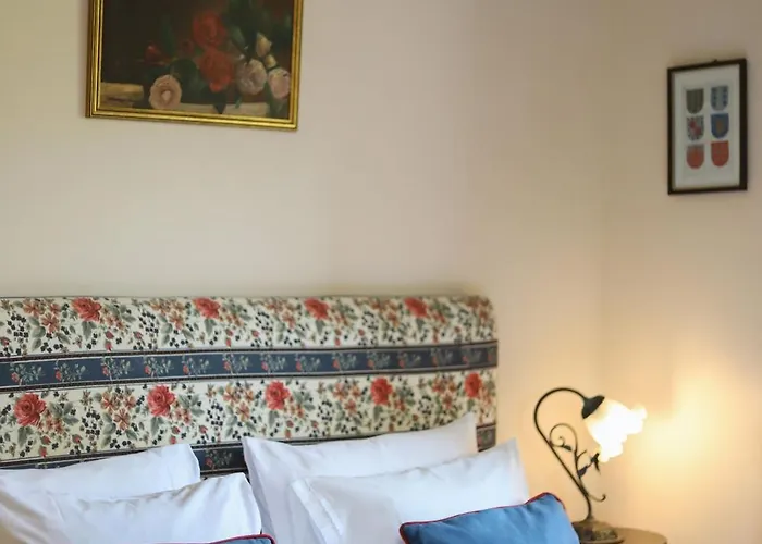 Outeiro Tuías - Manor House