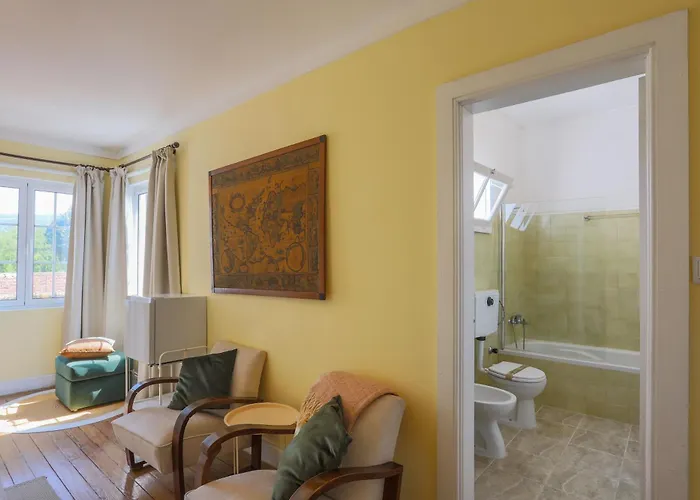 Outeiro Tuías - Manor House Pensión