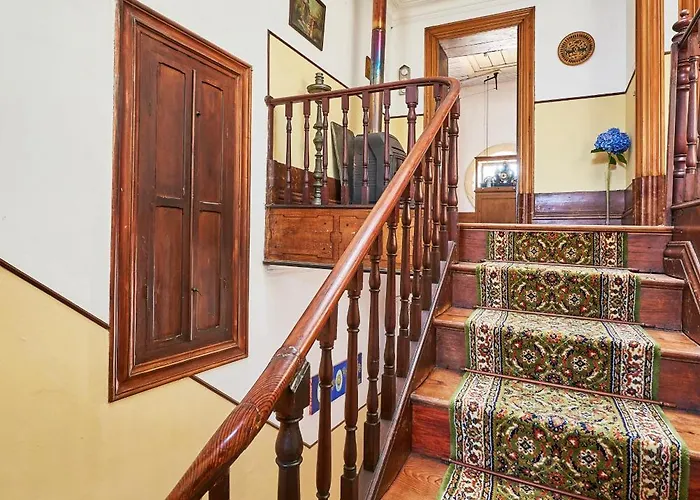 Pensión Outeiro Tuías - Manor House Marco de Canavezes